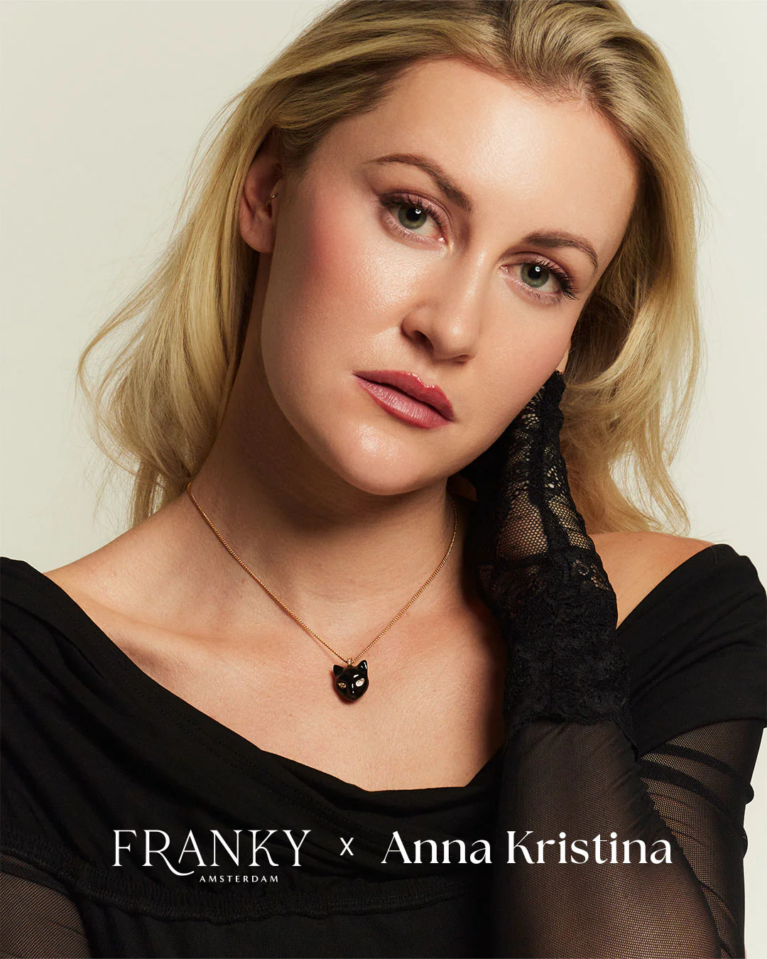 The Black Cat Necklace - gold plated - Image 13