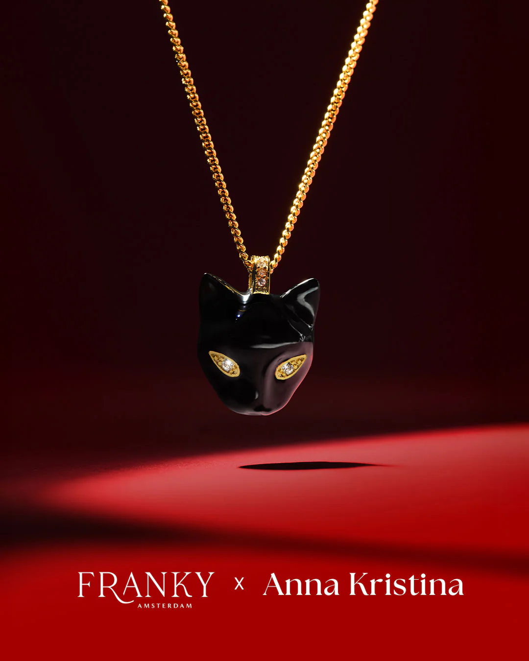 The Black Cat Necklace - gold plated - Image 8