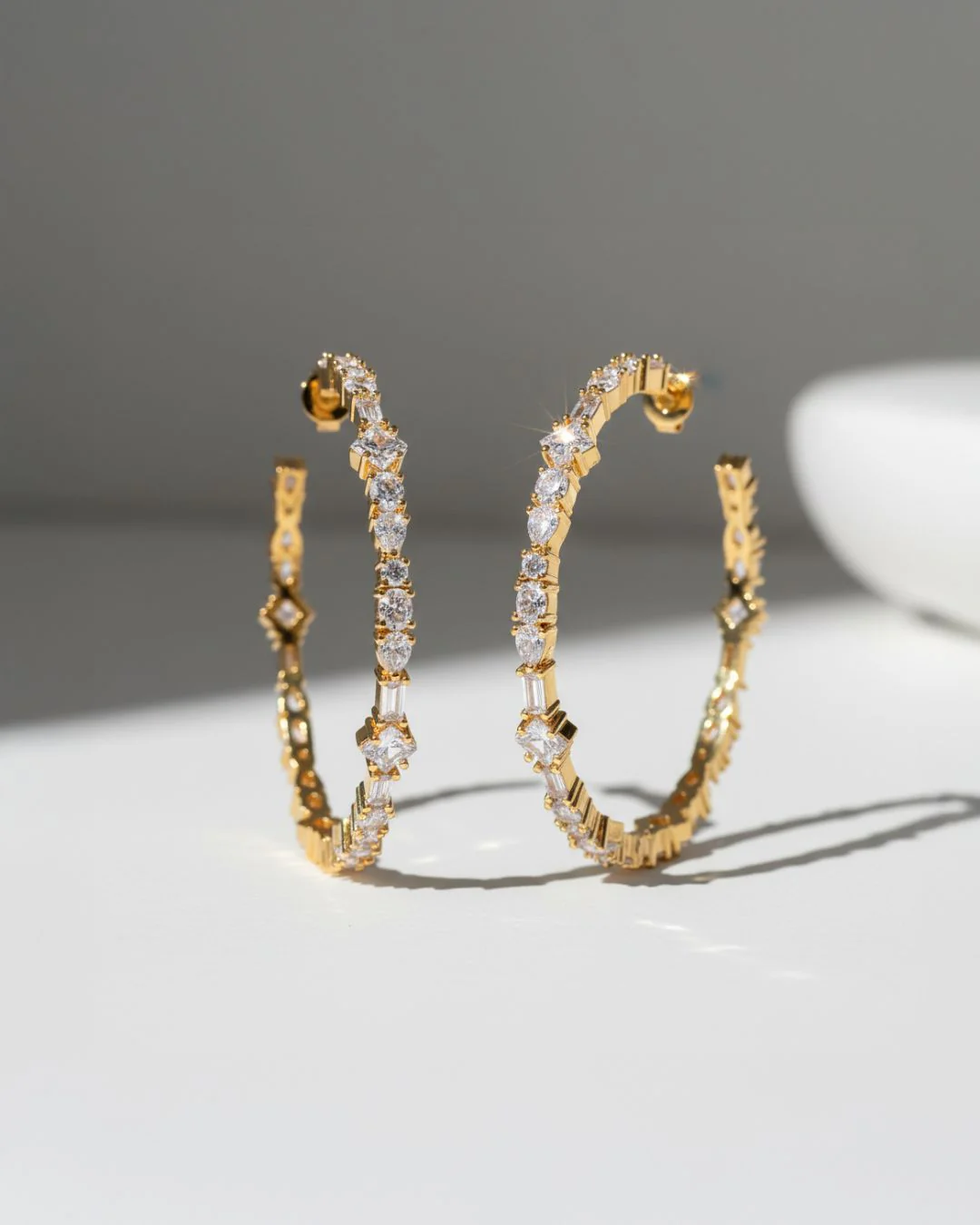 The Adriana Icy earrings XL - gold plated - Image 3