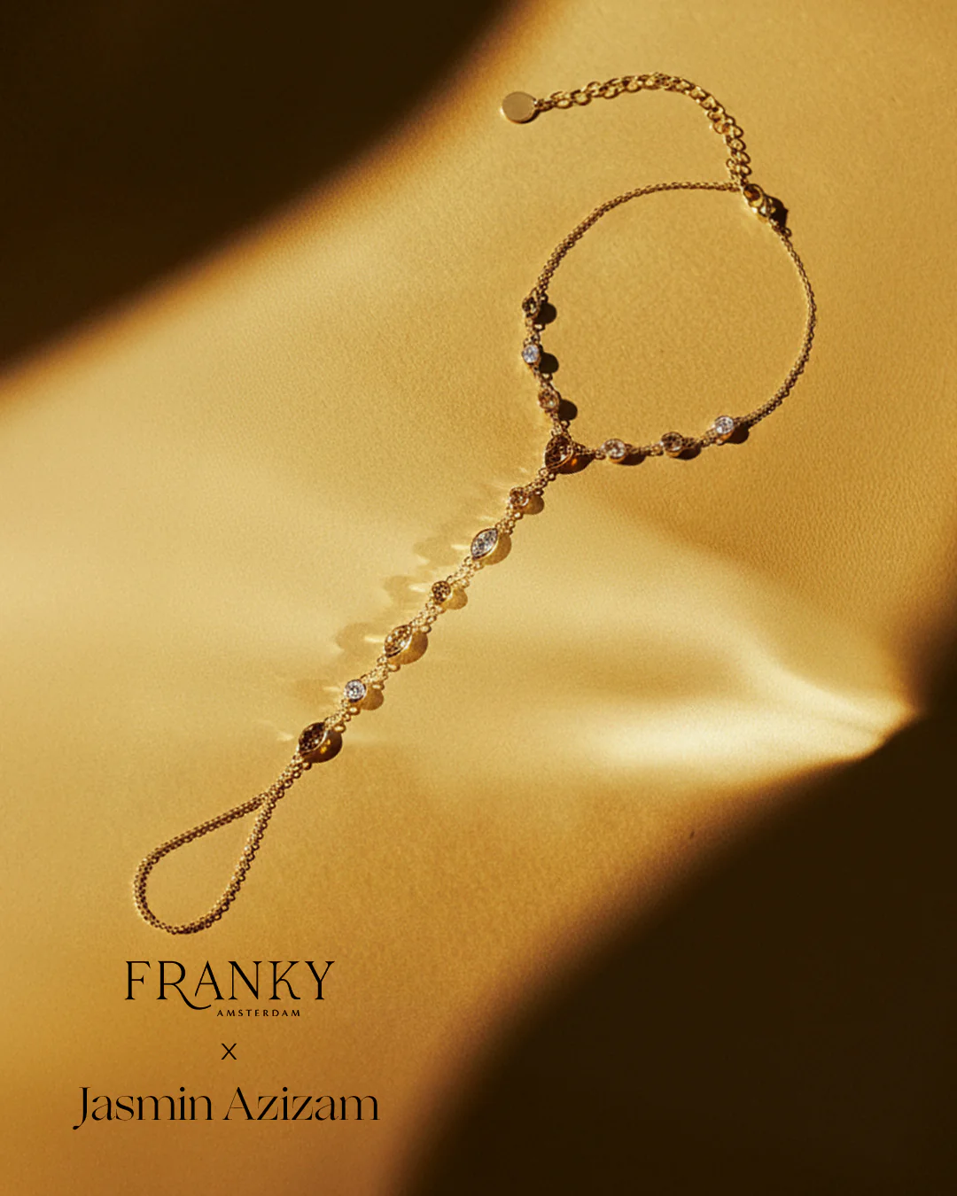 The Aurelia Hazel hand chain - gold plated - Image 6