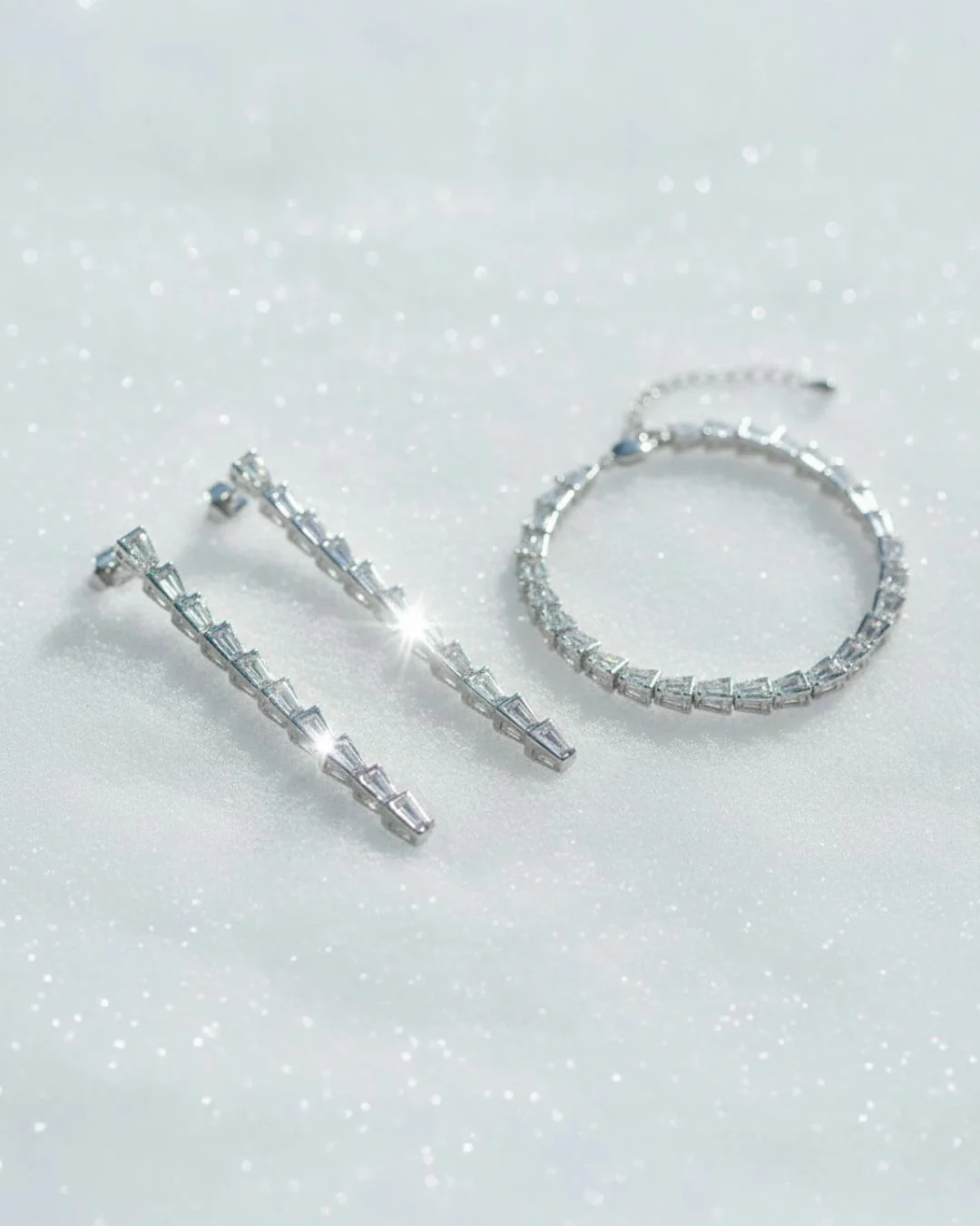The Ava Tennis earrings - silver plated - Image 6