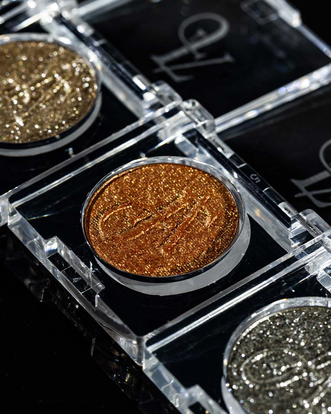 The Cinnamon Spice eyeshadow - Image 6