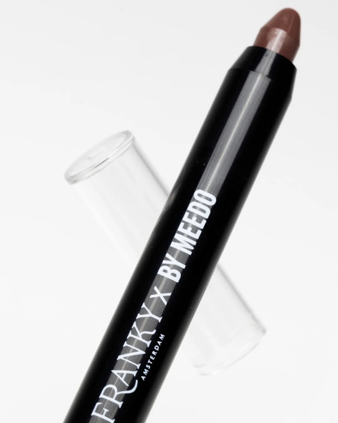 The Dark Velvet Matte eyeshadow stick - Image 5