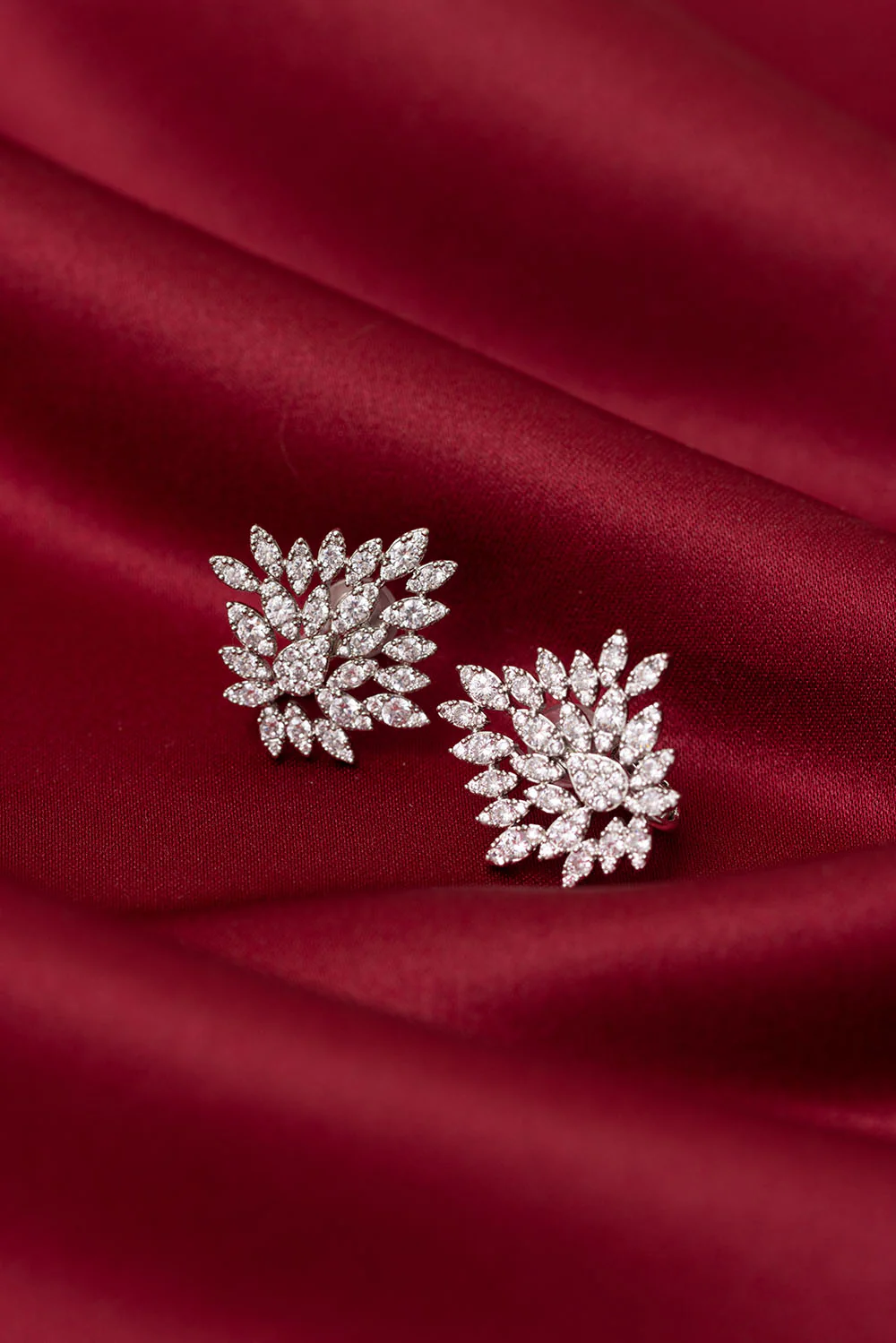 The Divine clip-on earrings - silver plated - Image 3