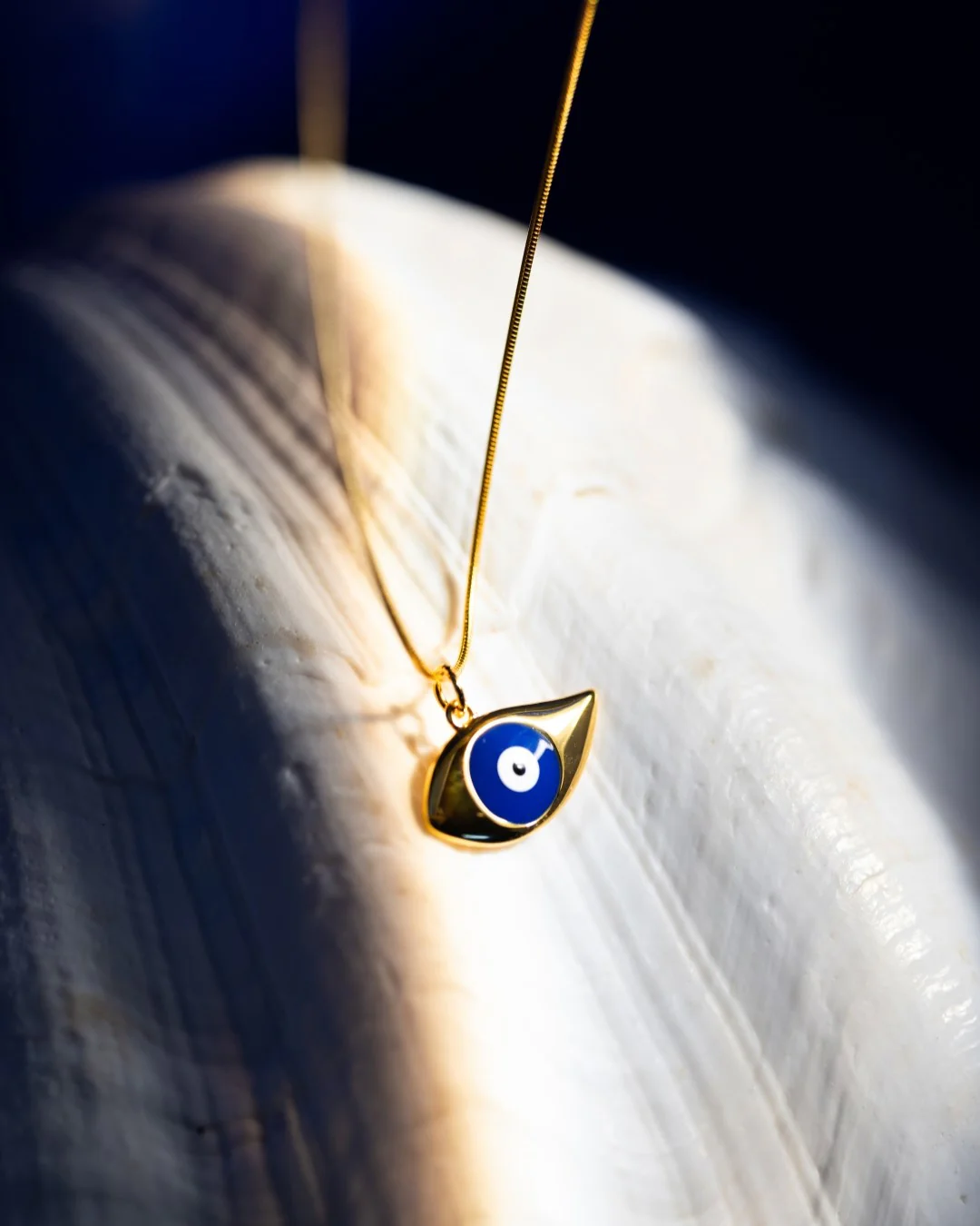 The Evil Eye pendant - gold plated - Image 3