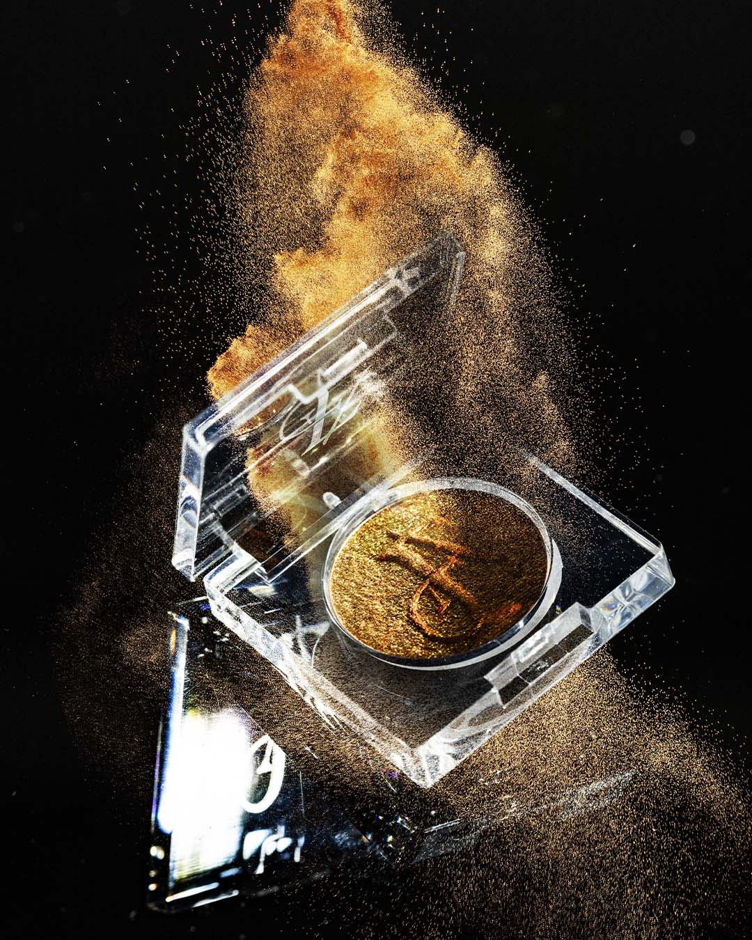 The Golden Goddess eyeshadow - Image 3