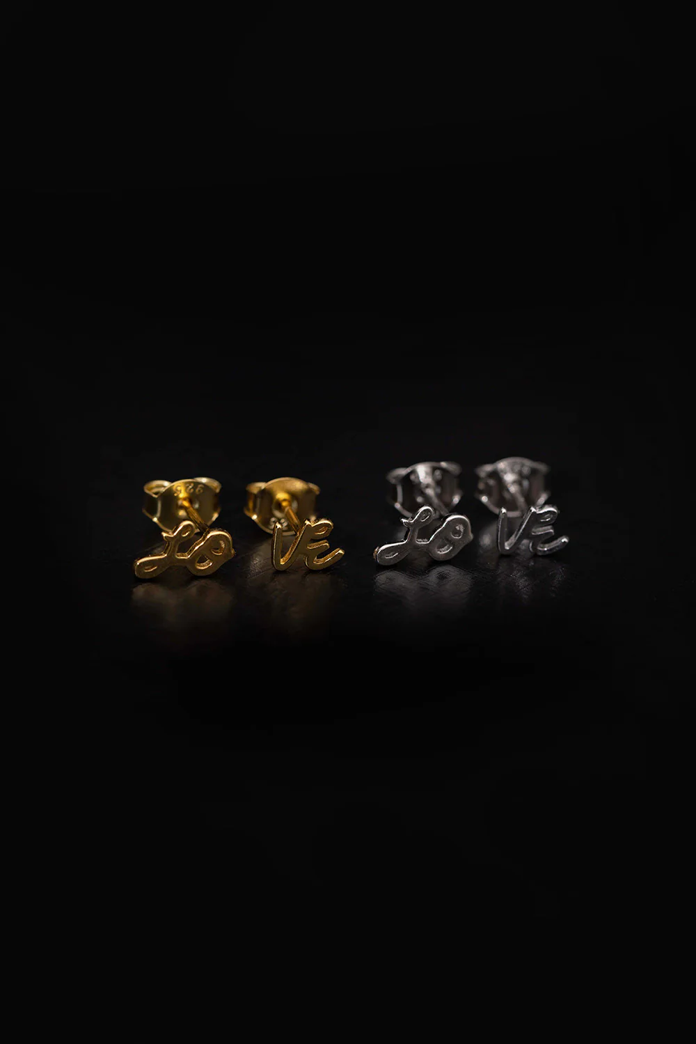 The LO-VE earrings - silver plated - Image 4