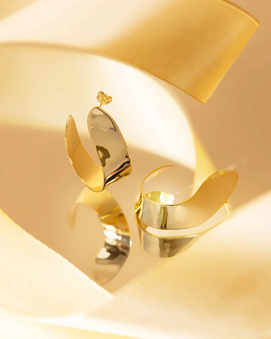 The Lunar earrings - gold plated - Image 9