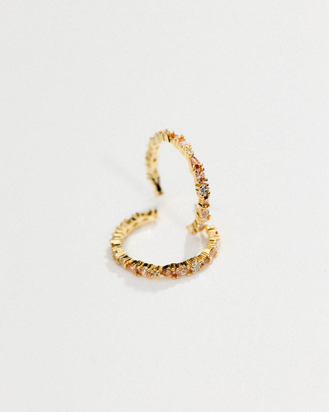 The Mini Adriana champagne earrings - gold plated - Image 3