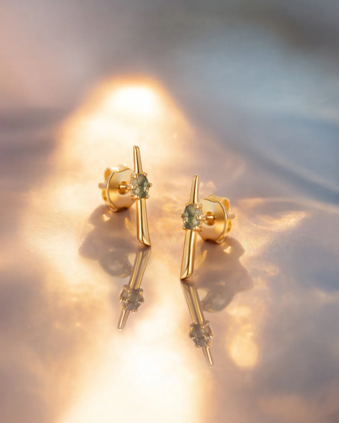 The Moss Agate Force studs - gold plated - Image 3
