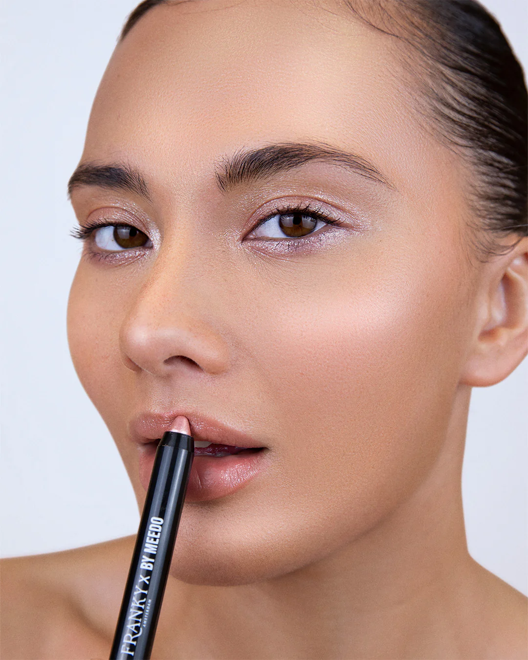 The Pink Crush eyeshadow stick - Image 6