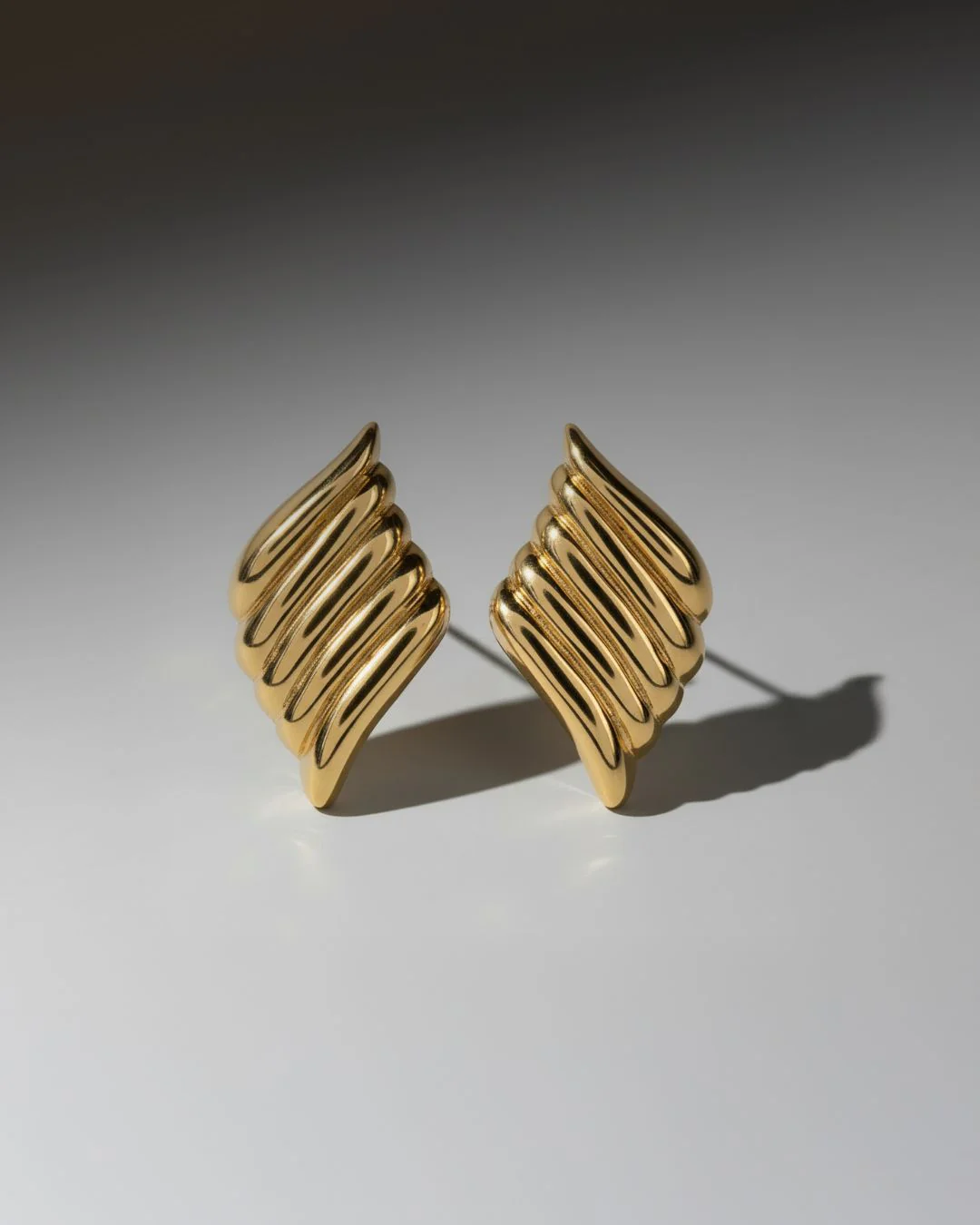 The Sofia studs - gold plated - Image 6
